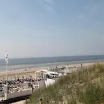 Skyscraper On The Highest Point With Beautiful View Apartment Bergen aan Zee