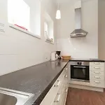 Skyscraper On The Highest Point With Beautiful View Apartment *