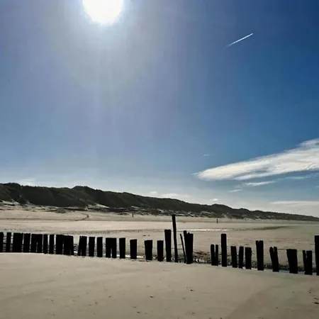 Lägenhet Skyscraper On The Highest Point With Beautiful View Bergen aan Zee
