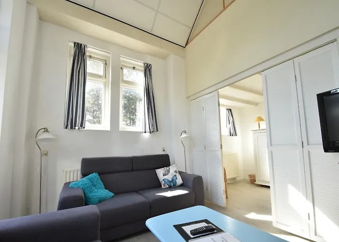 Lägenhet Skyscraper On The Highest Point With Beautiful View Bergen aan Zee